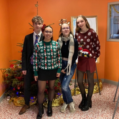 Jeudi 18 d&eacute;cembre l&rsquo;institution s&rsquo;est mise aux couleurs de No&euml;l